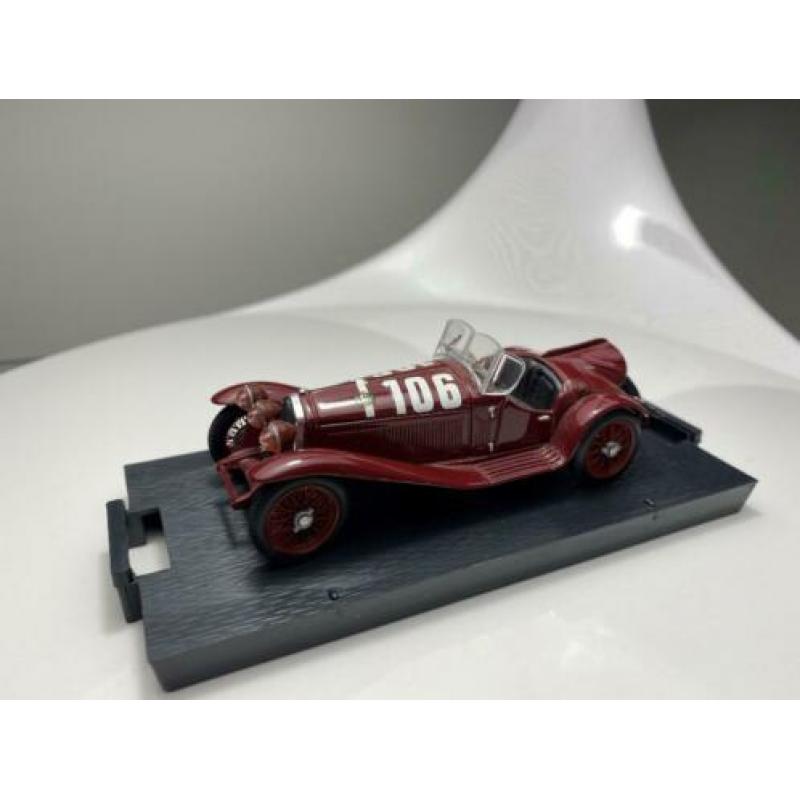 Alfa Romeo 8C 2300 Mille Miglia 1932 Brumm schaal 1:43