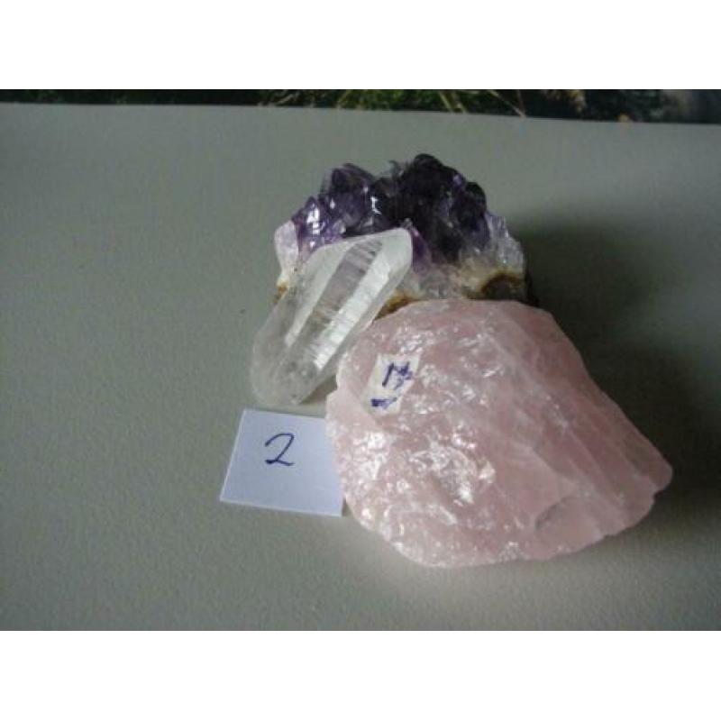 Amethyst , Rozenkwarts , Bergkristal. 2a