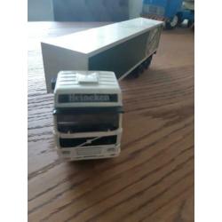 Oude tekno truck heineken