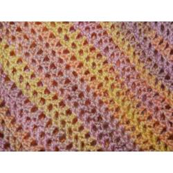 Supermooie handgehaakte pastelkleurige poncho. Nieuw!