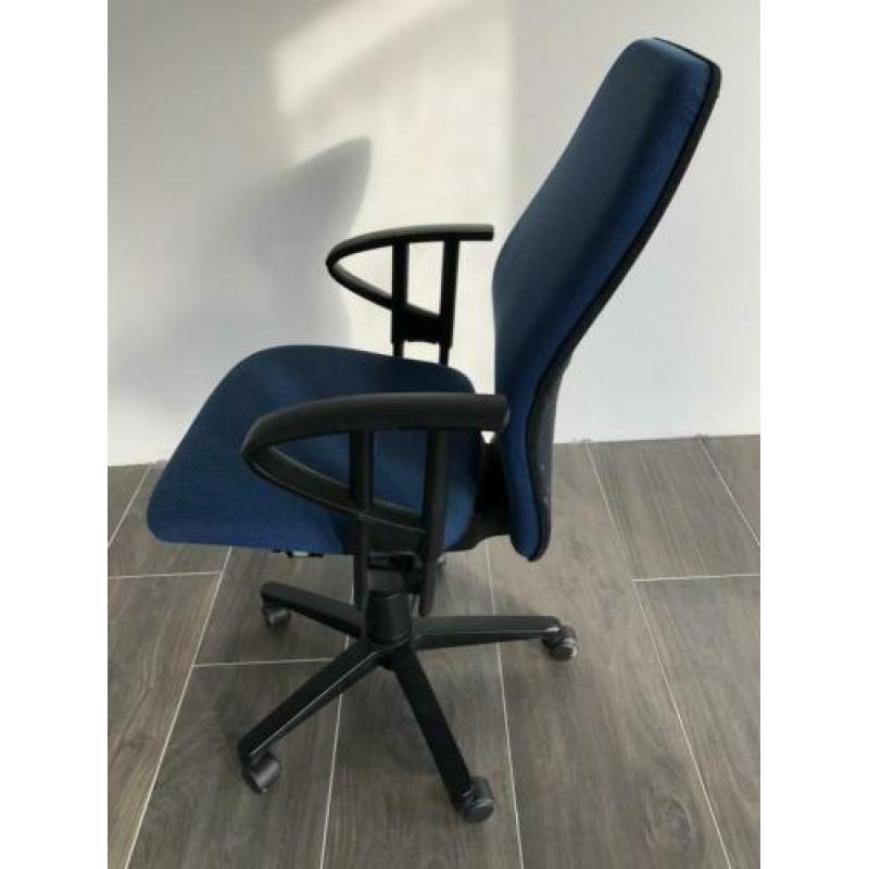 Verschillende Bureaustoelen vanaf €.5,-