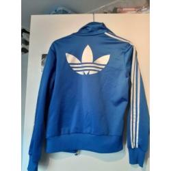 Adidas vest , bijna niet gedragen