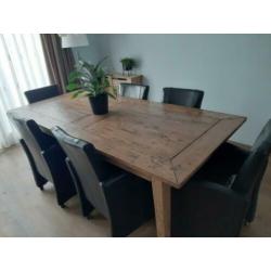 Eetkamertafel + 6 lederen stoelen
