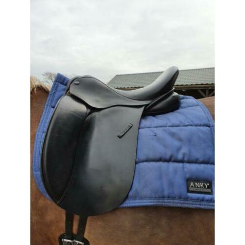 Euroriding diamant soft seat 17.5 inch