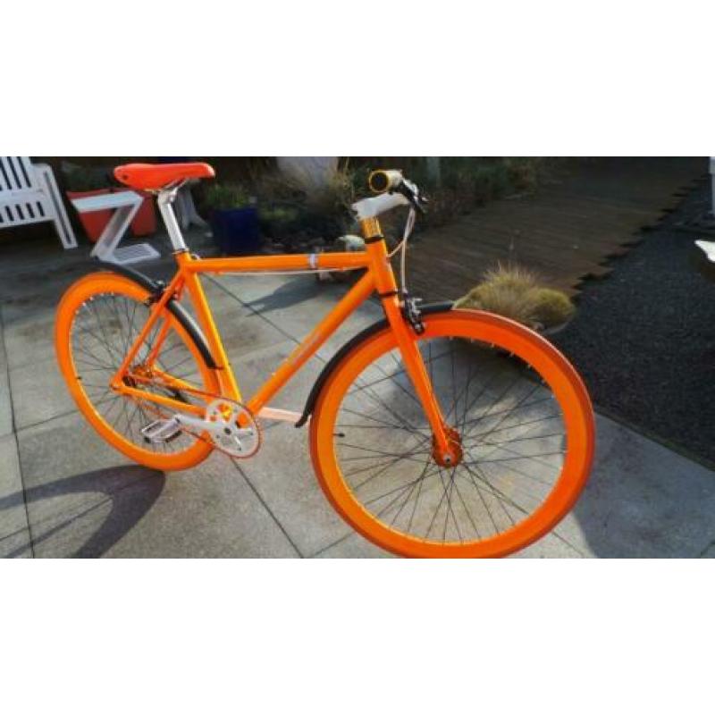 Oranje Edwards fiets