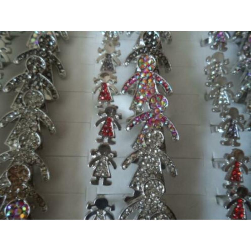 (r110) ringen, partij 50 stuks incl display