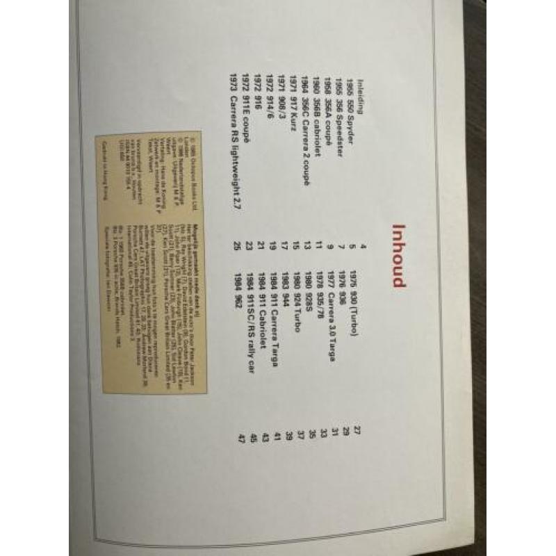 2 oude boeken over Porsche