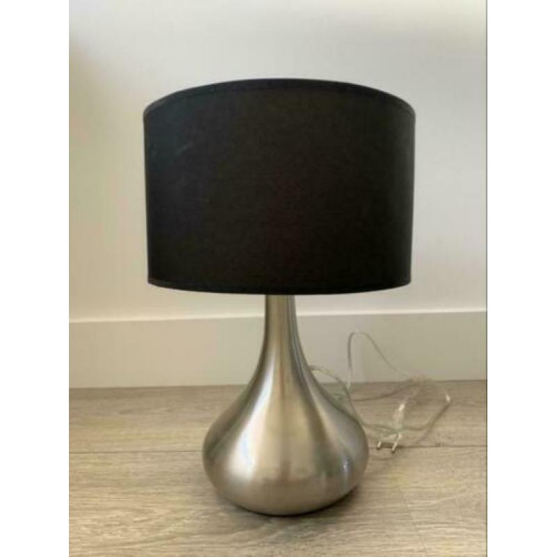 Tafellamp zwarte kap 36 cm hoog
