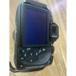 Canon EOS 600D met 18-135 EFS lens!