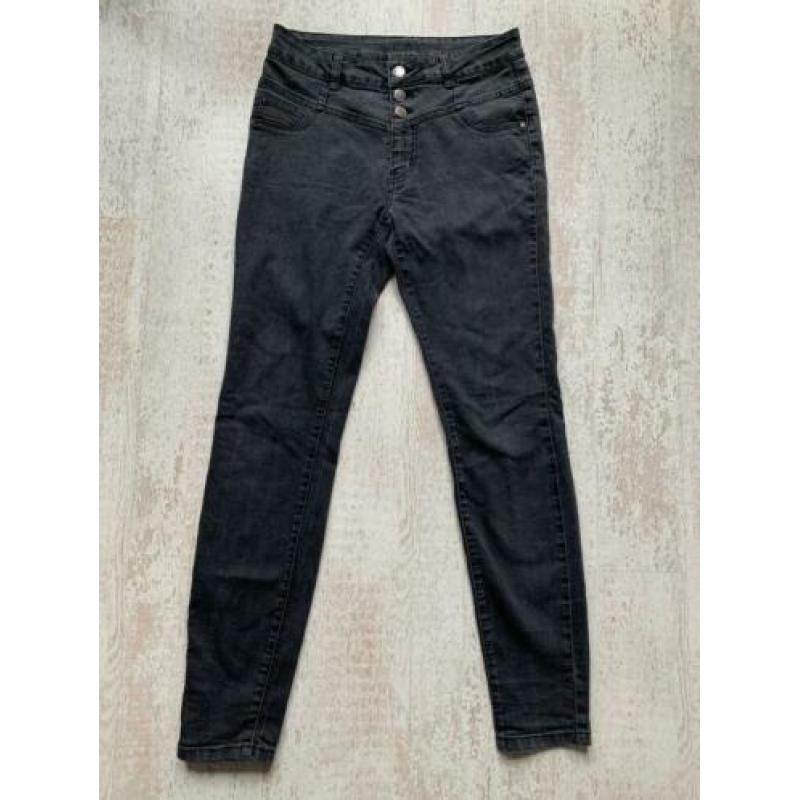 Skinny Jeans van FB Sisters maat M