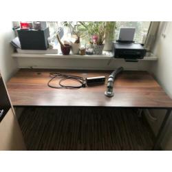Bureau voor een reep chocola!