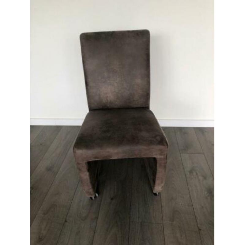 4 eetkamer stoelen