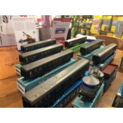 Marklin collectie rijtuigen wagens en locomotieven AC Ho