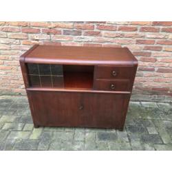 Vintage dressior