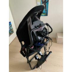Playseat Challenge met Thrustmaster T150 rs blauw