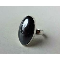 Vintage Hollands zilveren ring: hematiet. J.v.d.Meer