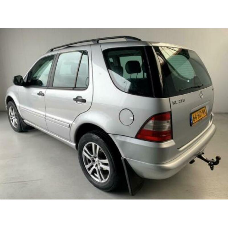 Mercedes-Benz M-klasse 270 CDI Airco Schuifdak Stoelverwarmi