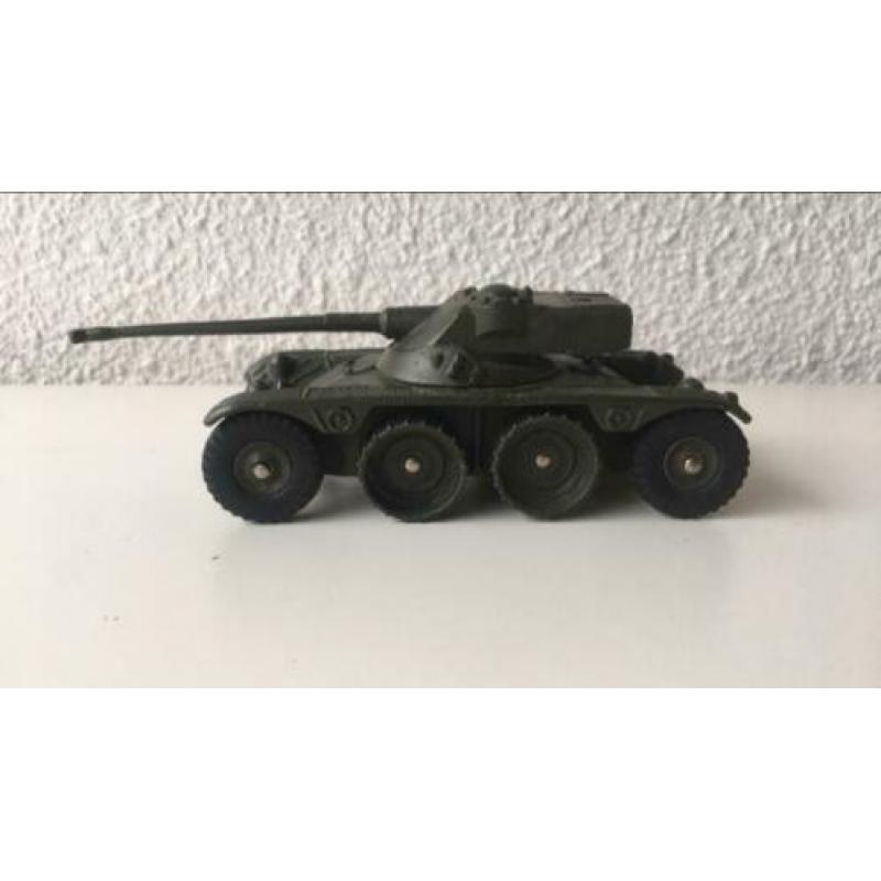 Dinky toys fk-10 panhard meccano 82