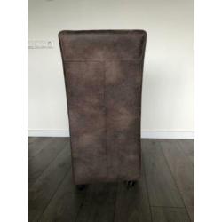 4 eetkamer stoelen