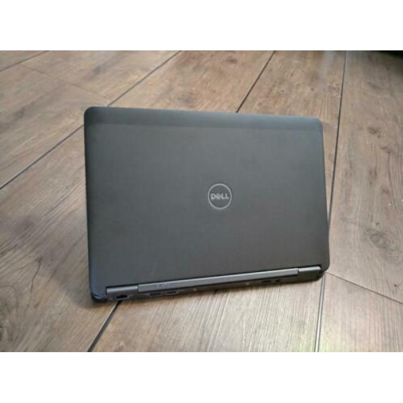 Diverse laptops voor scherpe prijzen + nieuwe installatie