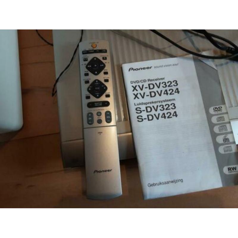 Pioneer stereo set