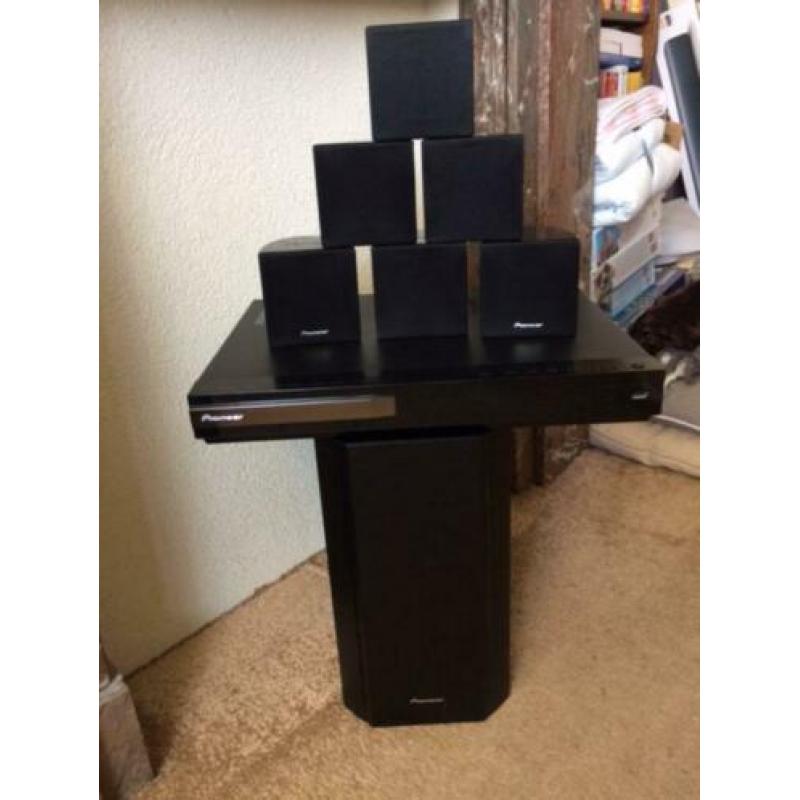 Dvd sorround system