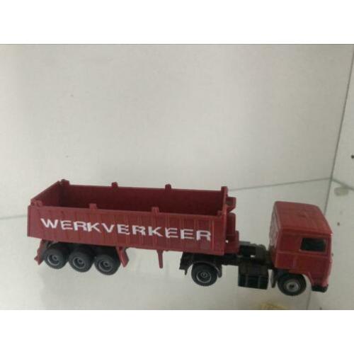 Efsi volvo f12 werkverkeer.