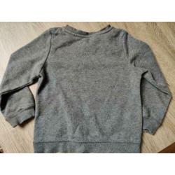 H&M grijze trui met opdruk - maat 98