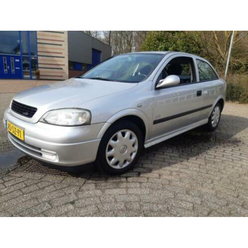 Opel Astra 1.6 I 1998 Grijs Nieuwe APK