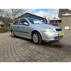 Opel Astra 1.6 I 1998 Grijs Nieuwe APK