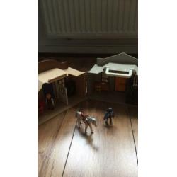 Te koop playmobil bank en gevangenis in 1 in zeer goede staa
