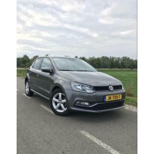 Volkswagen Polo 1.0 TSI 55KW 2015 Grijs
