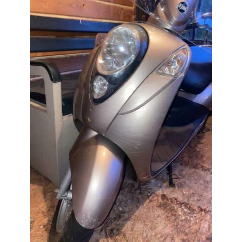 Sym mio 50