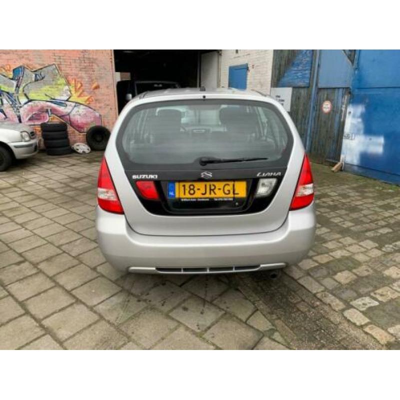 Suzuki Liana 1.6 GLX