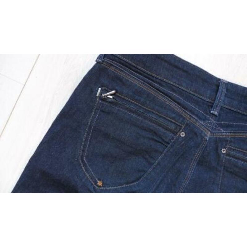 REPLAY stoer ZGAN donkerblauw spijkerbroek merk details W29