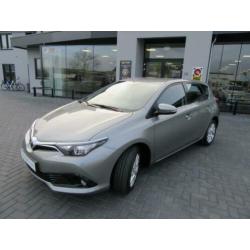 Toyota Auris 1.2 Turbo, Navigatie, Camera, LM velgen