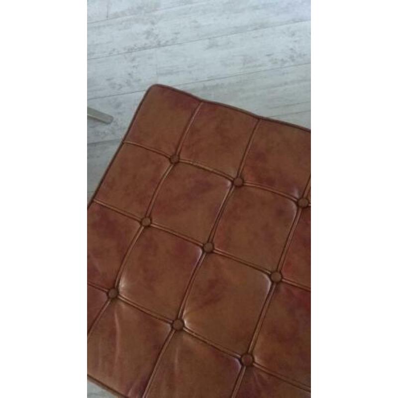 Barcelona stoel cognac met hocker
