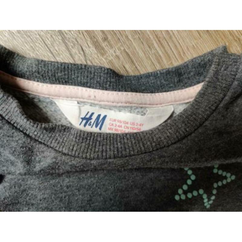 H&M grijze trui met opdruk - maat 98