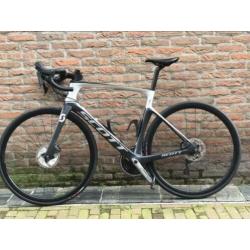 Scott Foil Shimano Ultegra disc FFWD