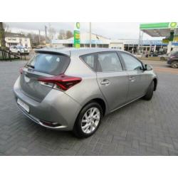 Toyota Auris 1.2 Turbo, Navigatie, Camera, LM velgen