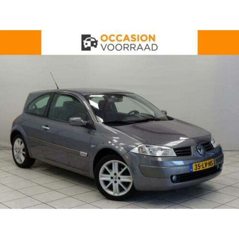 Renault Mégane 1.6-16V Expression Luxe € 2.550,00