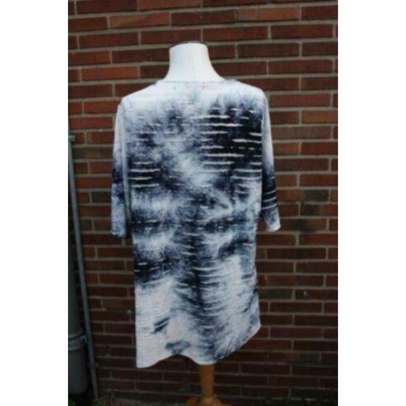 Tuniek wit/blauw X- Two mt 48 AANBIEDING