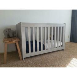 WOOOD New Life Commode en Ledikant incl matras