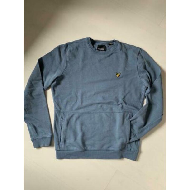 Lyle & Scott sweater met zak op de buik maar S