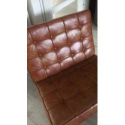 Barcelona stoel cognac met hocker