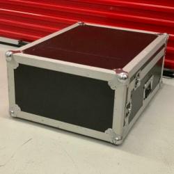 Mengtafel flightcase 19inch 13HE