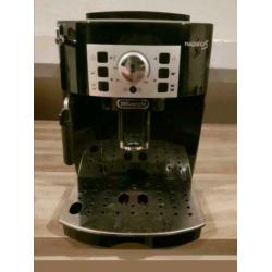 Delonghi Espressomachine Magnifica