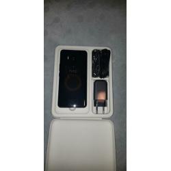HTC U11 + Plus Translucent zwart 128gb geheugen en 6gb ram