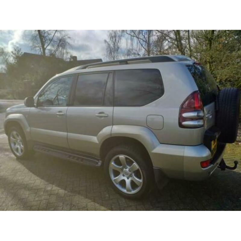 Toyota Land Cruiser 3.0 D-4d 5D VX HRB AUT 2004