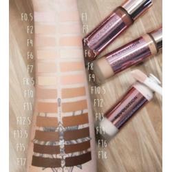 Revolution Matte Base F12,5 Foundation.